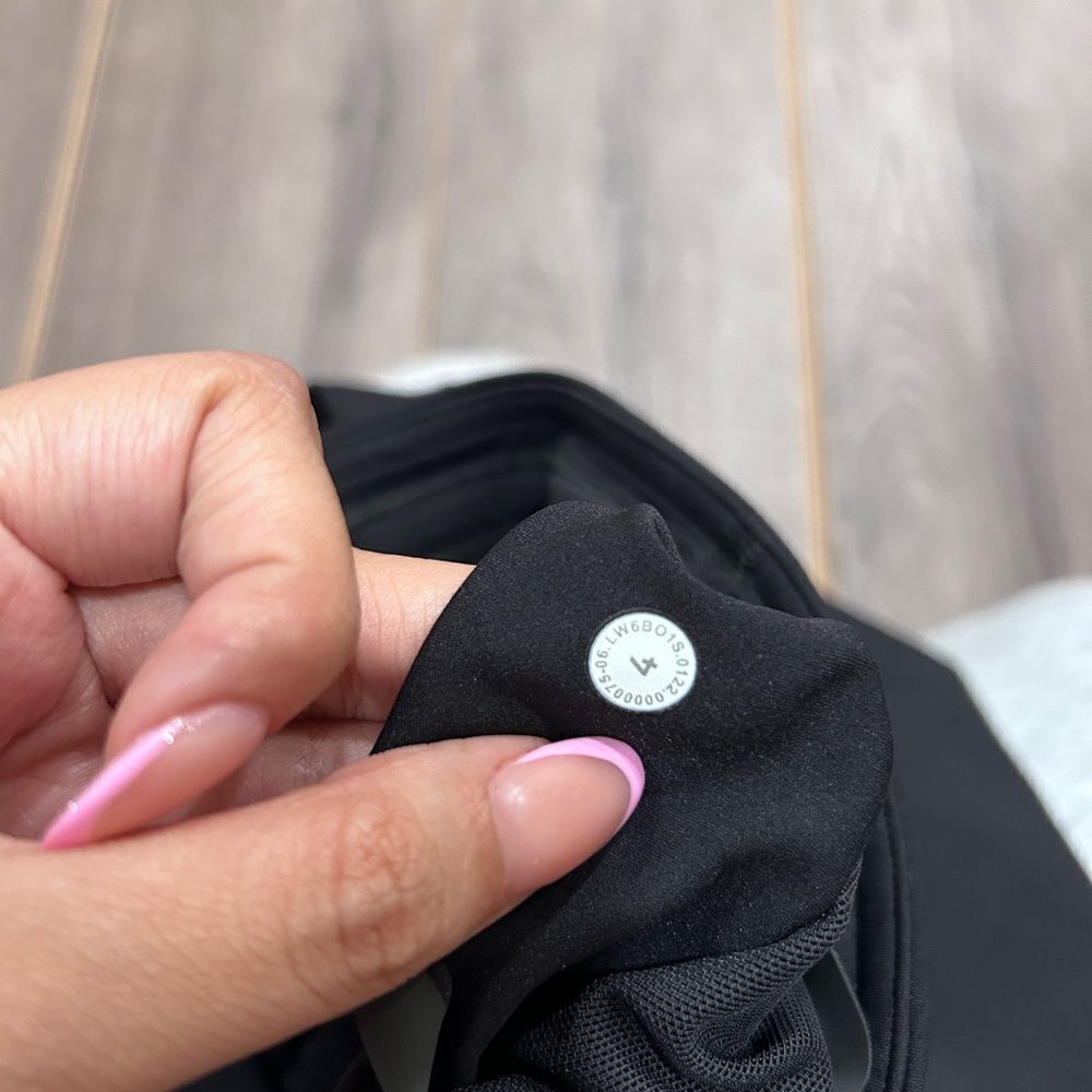 Lululemon Base Pace 23” - Picture 3 of 3